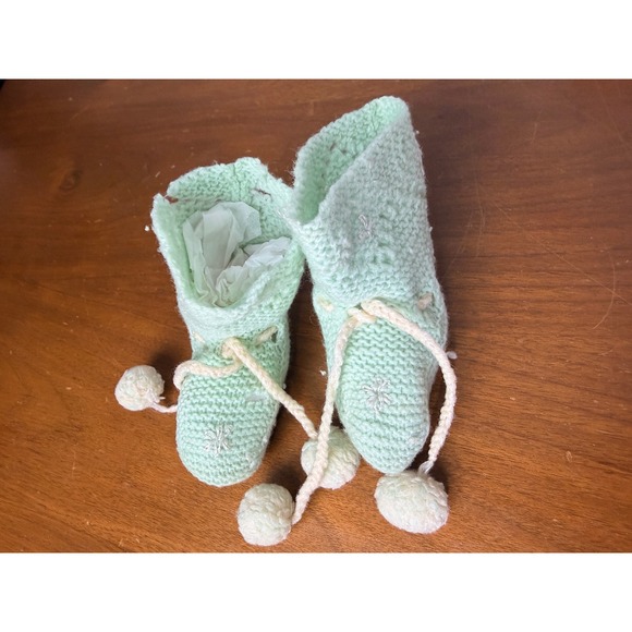 Vtg Crochet Baby Bootie Lot of 3 Infant Pink Cream Mint Green Pom Pom - Picture 8 of 11